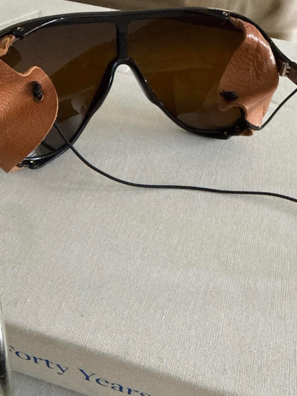 Vintage Wings Sunglasses with Brown Leather Accents